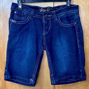 Jean shorts size 7 girls, Wallflower shorts